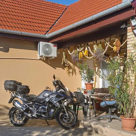 Apartment Bundik Vendeghaz Berettyoujfalu